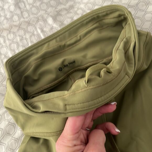 Lululemon pace rival crop with colorblock sz 6 - Picture 5 of 5